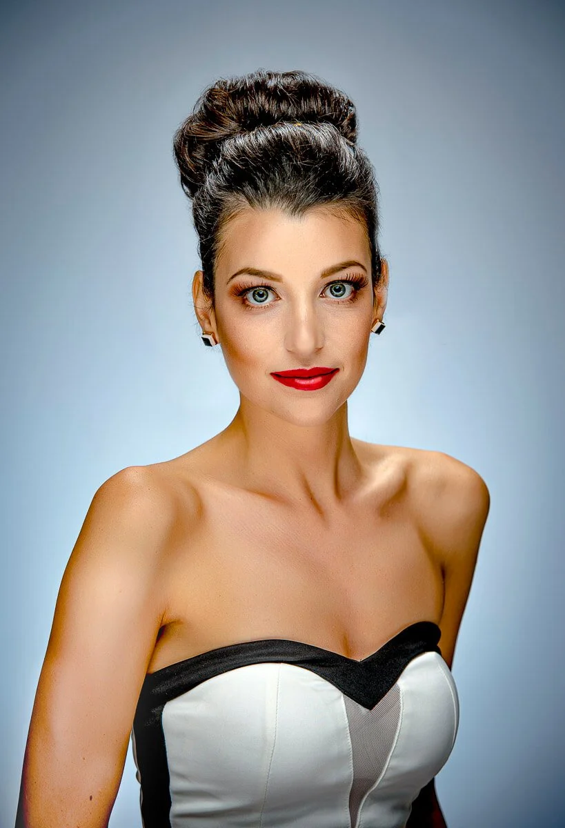 Glamour Photo Session Glamour Shots Los Angeles Karen Vaisman Photography Professional Headshots Los Angeles Photographer Corporate Headshots Karen Vaisman Photography